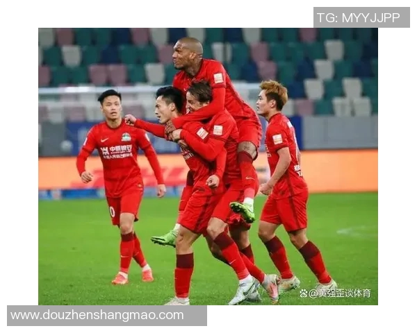 哥伦布队与新英格兰革命的激烈对决引发球迷热议与期待